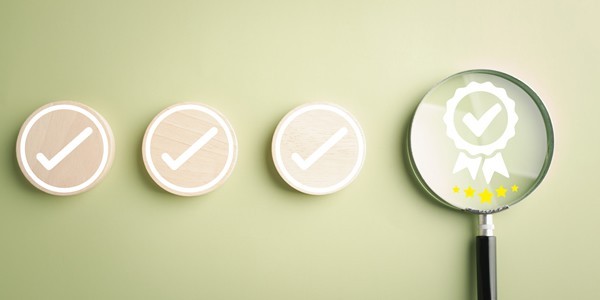 Asklepios Kliniken integrieren elf Service-Management-Prozesse in einer Lösung mit iET ITSM von iET Solutions
